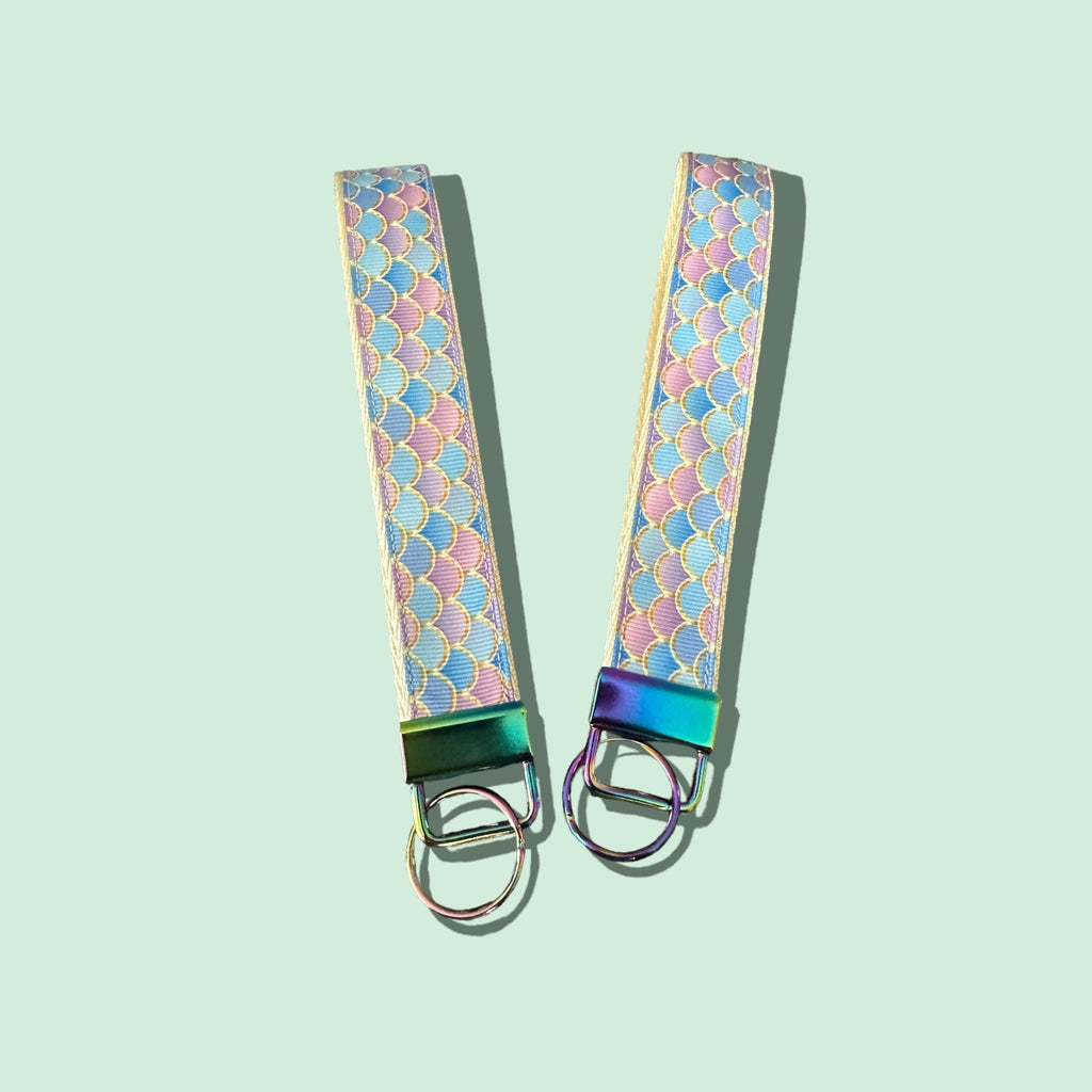 Wristlet-Mermaid Scale Magic Wristlet Evanne's Originals